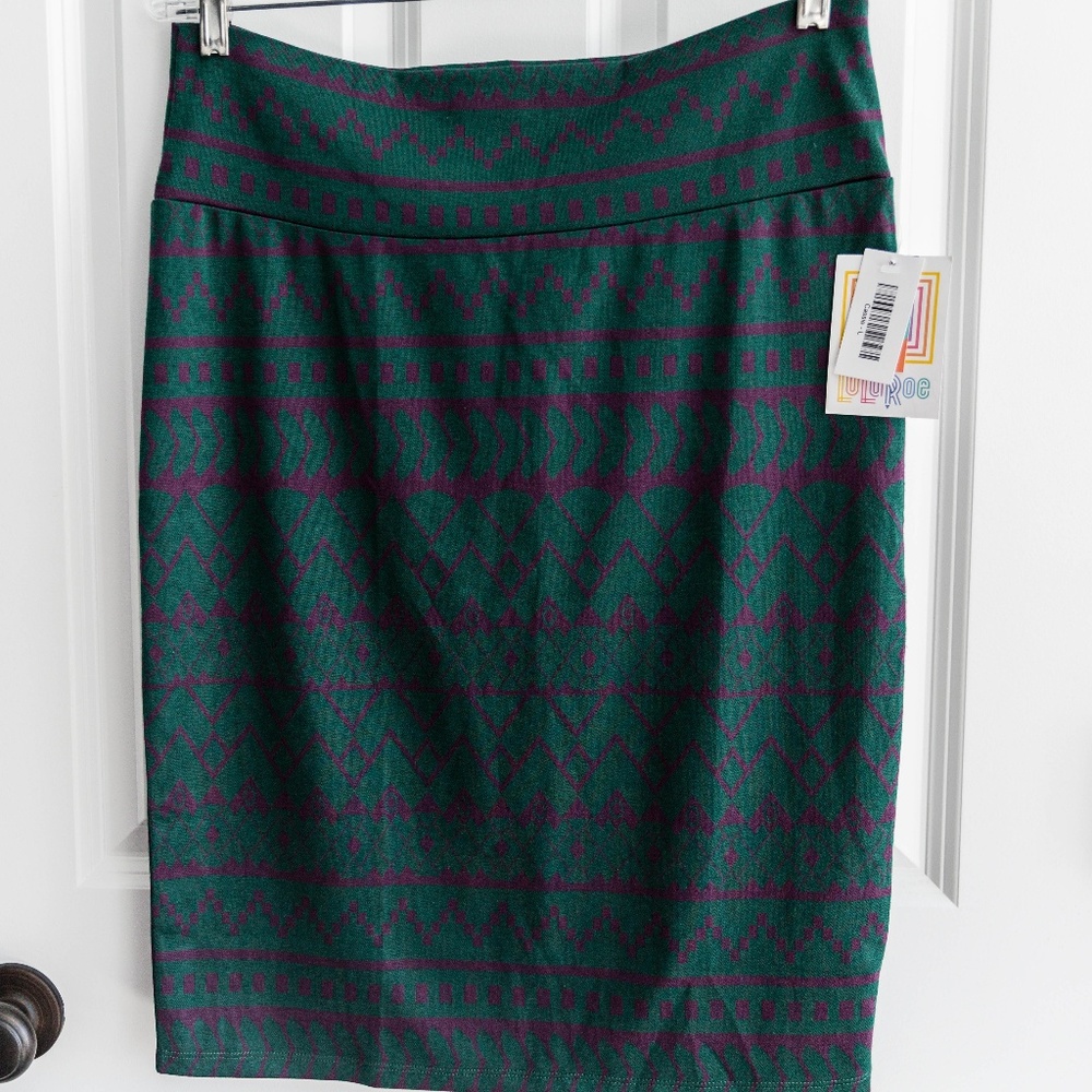 LuLaRoe Green pattern Casie